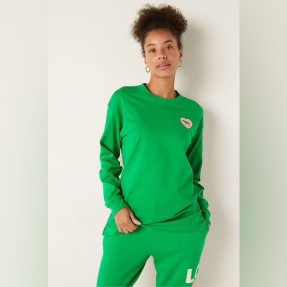 LOVE PINK Women's Green Logo Sweatshirt & Jogger Set NEVER WORN - Picture 5 of 10